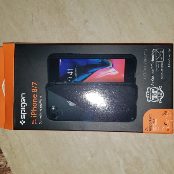 Spigen Accessories - 🍂MUST BE BUNDLED🍂Spigen iPhone 8/7 case